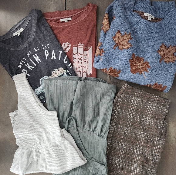 Maurices Tops - Maurices Clothing Bundle – Size Small